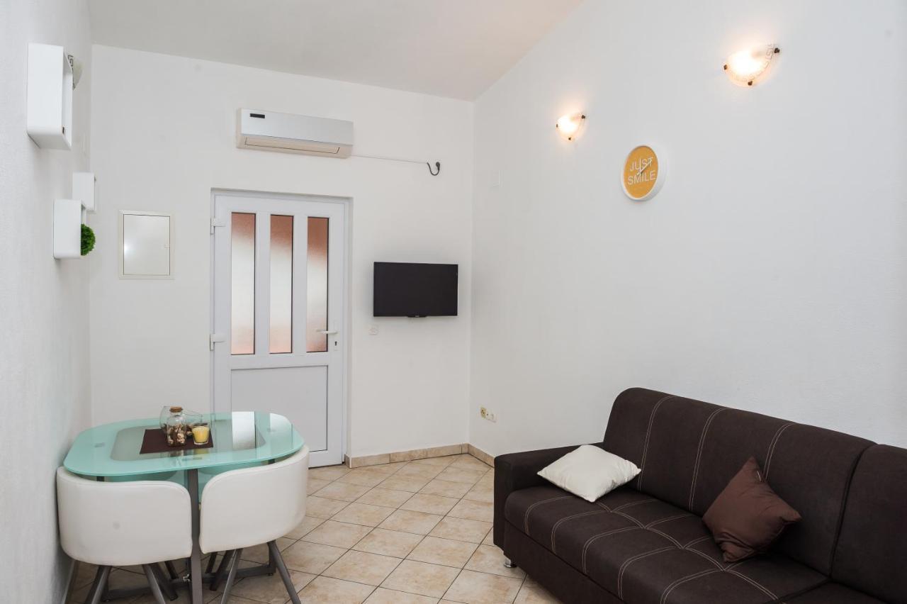 Apartments Slavka Rogoznica  Kültér fotó
