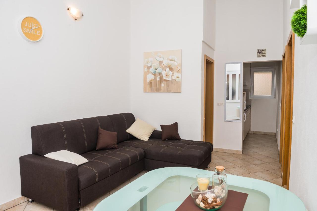 Apartments Slavka Rogoznica  Kültér fotó