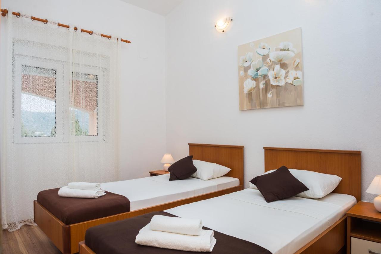Apartments Slavka Rogoznica  Kültér fotó