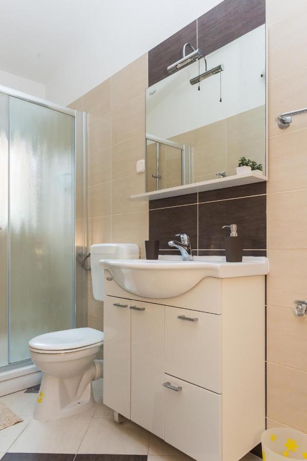 Apartments Slavka Rogoznica  Kültér fotó