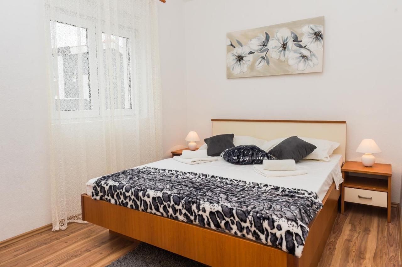 Apartments Slavka Rogoznica  Kültér fotó
